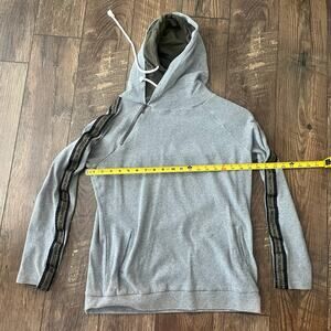 Ampersand Ave Doublehood It's a Must Gray Camo Stripe Hoodie Women's Sz Large